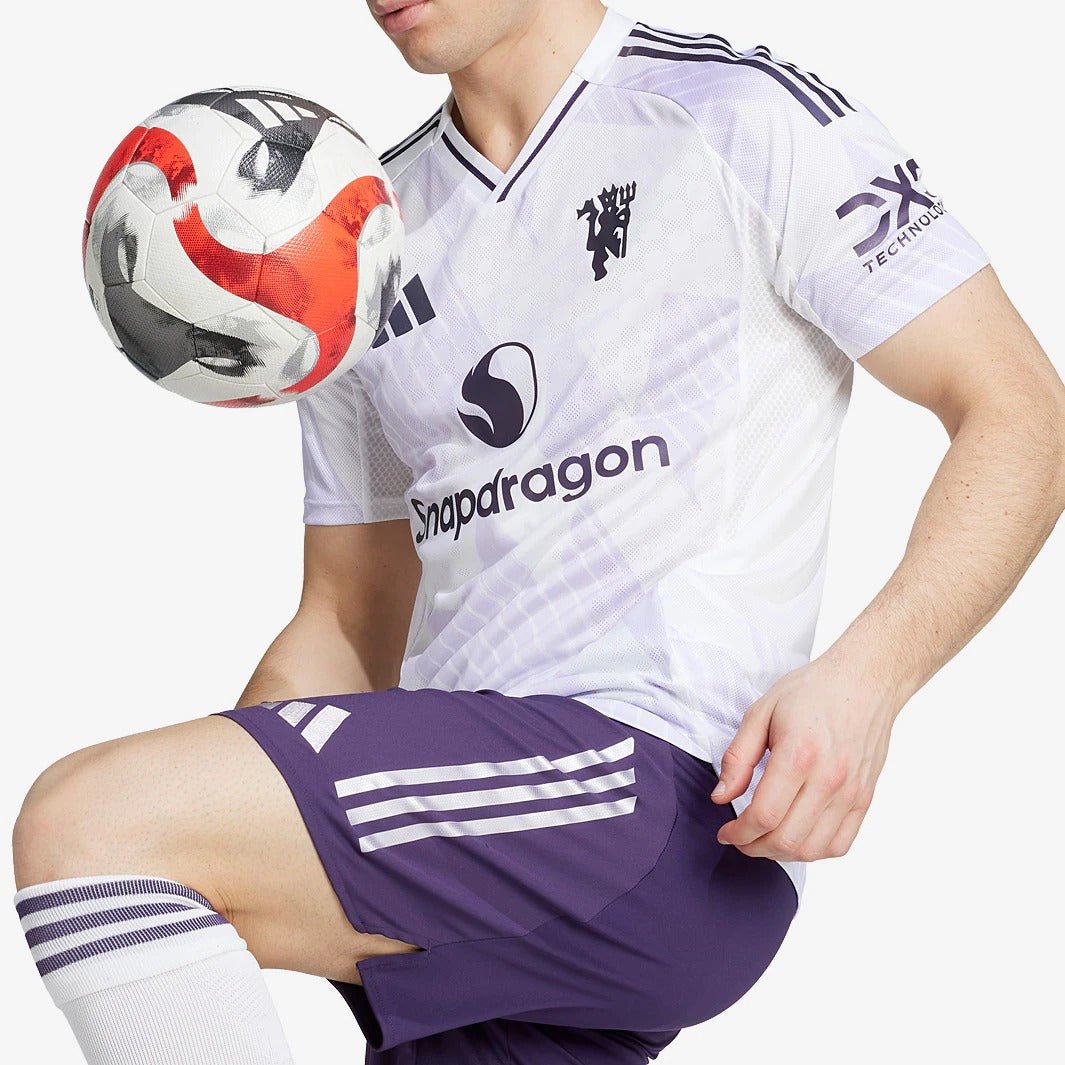 Camisa adidas Manchester United 2025/26 II Jogador - Manto Club