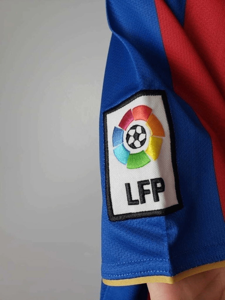 Camisa Barcelona Retrô 2006/2007 - Nike Azul Grená - Manto Club