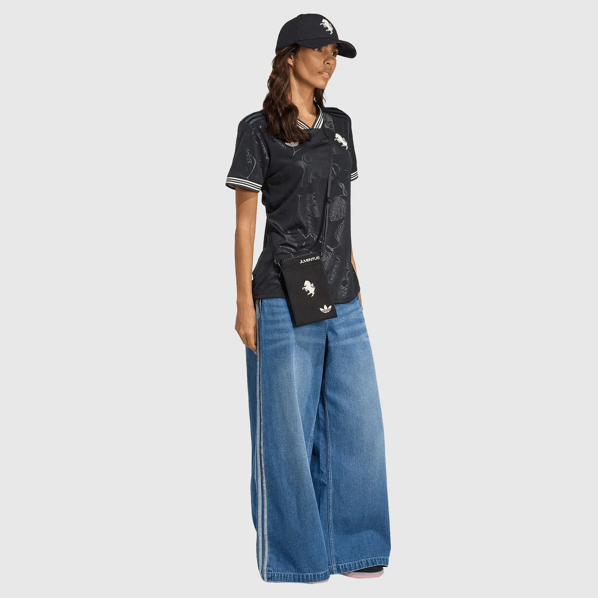 Camisa Feminina adidas Juventus 2025/26 III - Manto Club