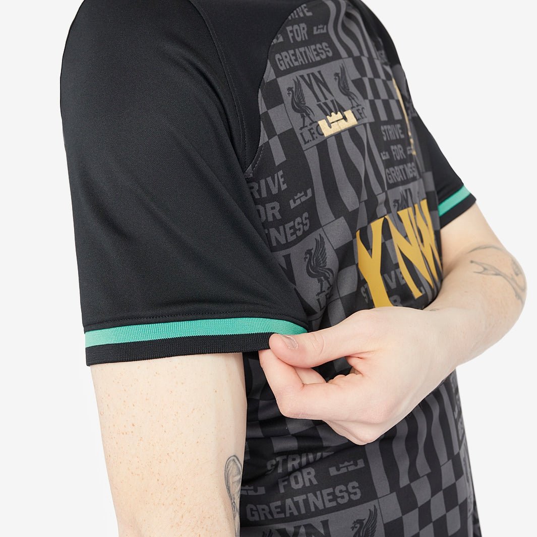 Camisa Nike LeBron James Liverpool FC 2024/25 I Torcedor - Manto Club