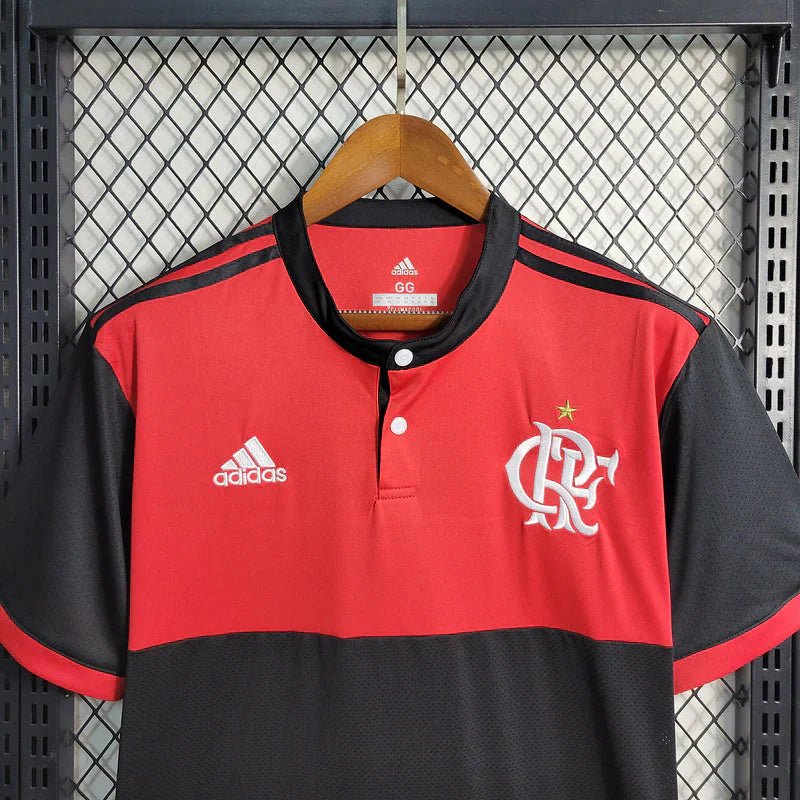 Camisa Retrô Flamengo Home 2017/18 Masculino - Preto e Vermelho - Manto Club
